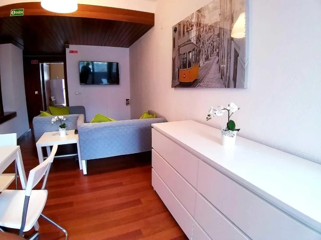 Lobby, Theorynomad AL Lisboa - Hostel, Lisbon