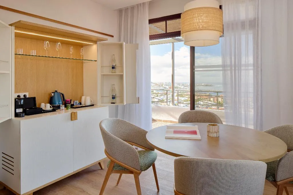 SUITE Presidential Room, Melia Jardines del Teide, Tenerife