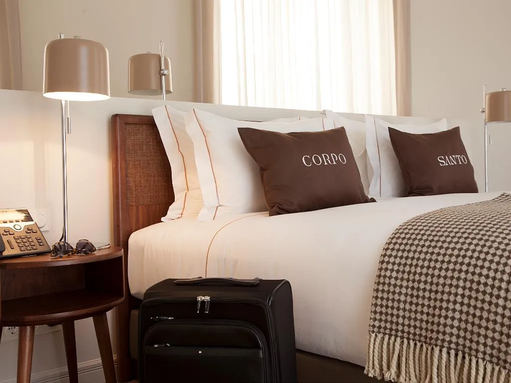 JUNIOR SUITE STANDARD Room, Corpo Santo Lisbon Historical Hotel, Lisbon