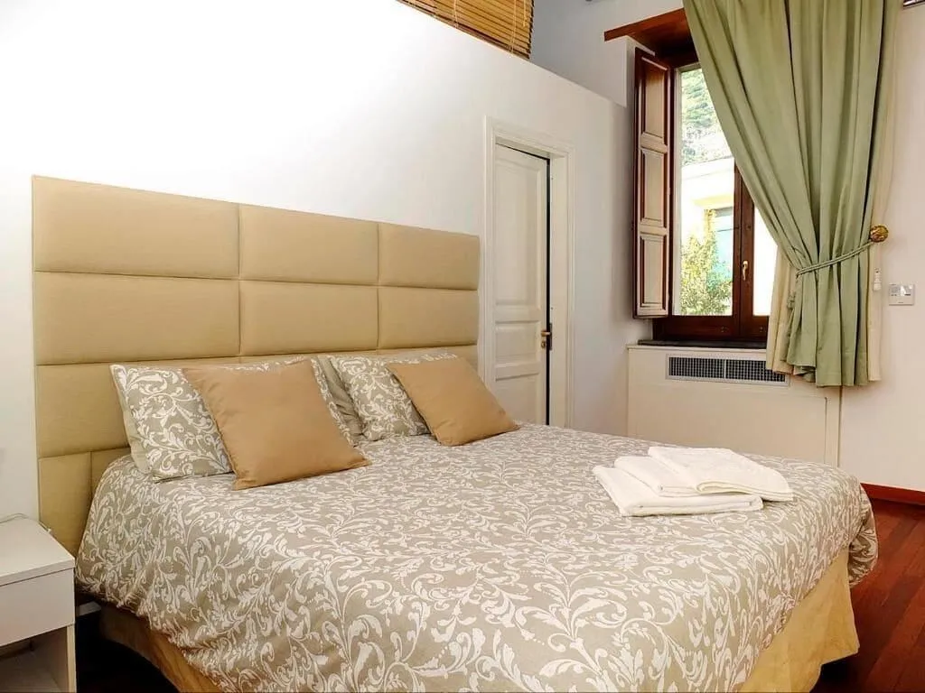 Room, B B Villa Elisa, Naples