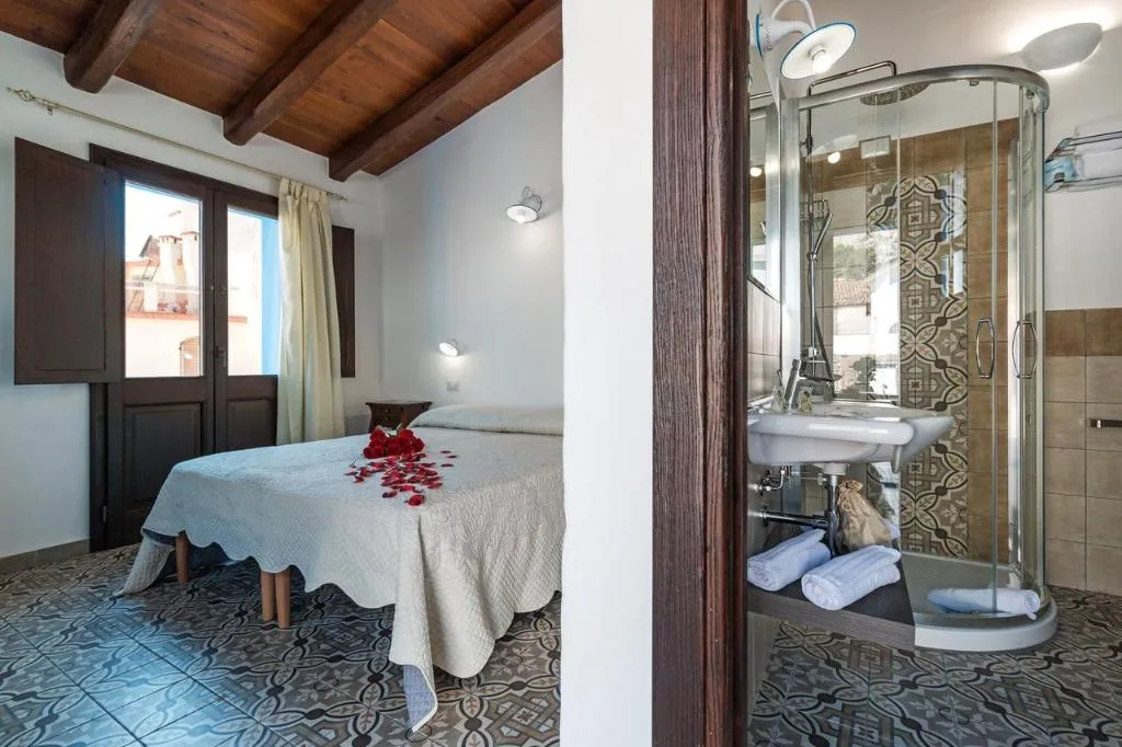 Room, Ghivine Albergo Diffuso, Olbia