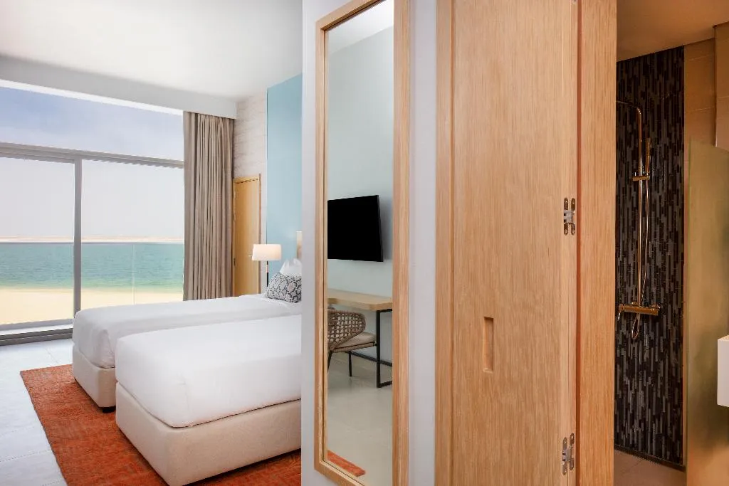 FAMILY ROOM SEA VIEW Room, Centara Mirage Beach Resort Dubai, Dubai