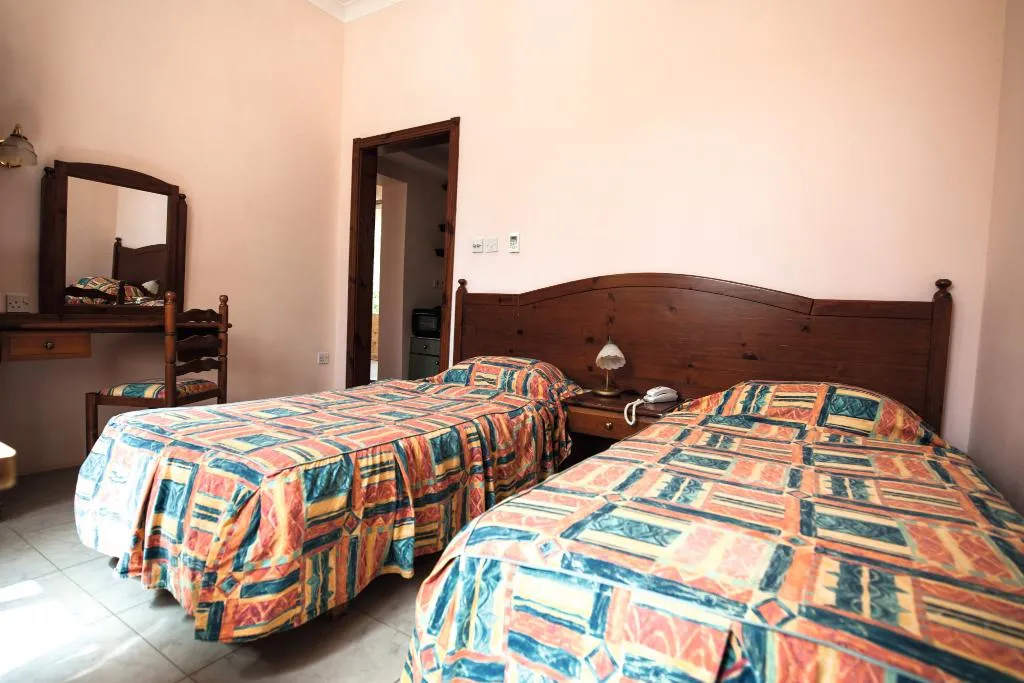STUDIO SUPERIOR Room, Sprachcaffe International Aparthotel Pembroke, Malta