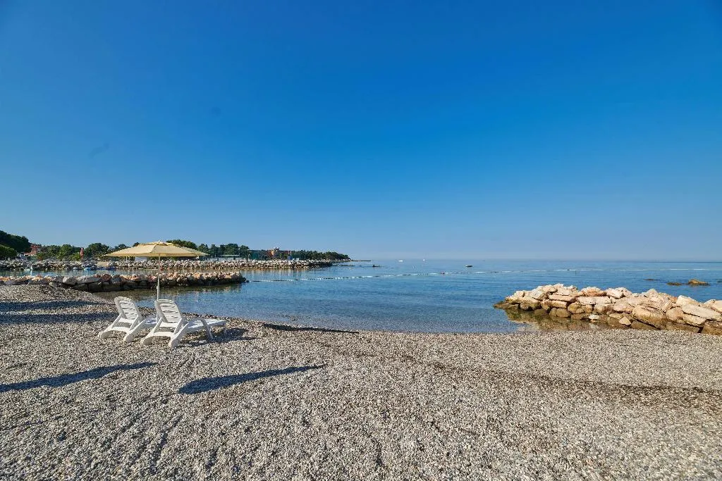 Beach, Apartments Stella Plava Laguna, Istria