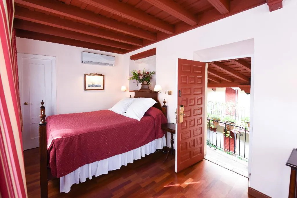 Double or Twin STANDARD Room, Casas de la Juderia, Seville