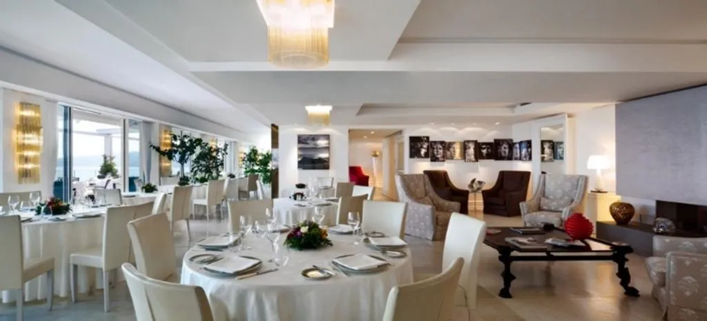 Restaurant, Grand Hotel Vesuvio Naples, Naples