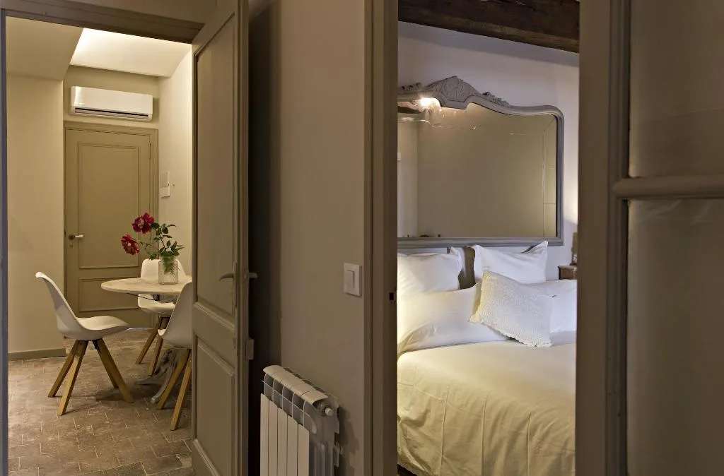 Room, El Jardinet De Sant Esteve, Barcelona