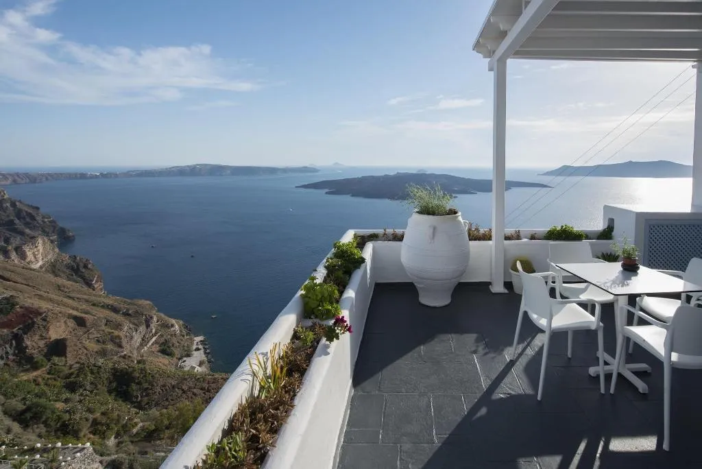 Room, Kastro Suites, Santorini