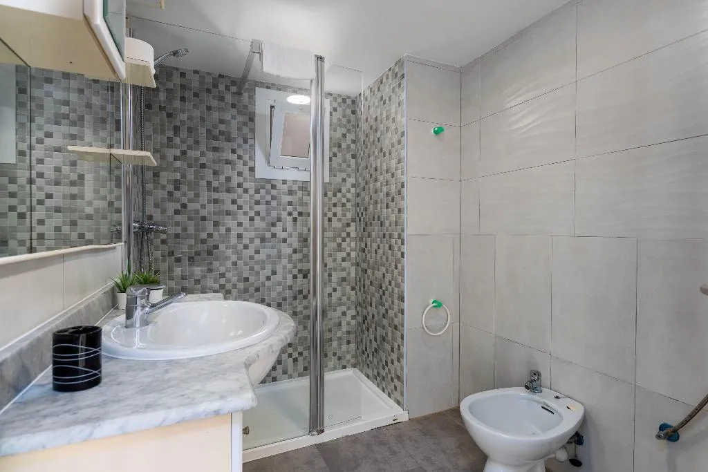 APARTMENT WITH TERRACE Room, Acapulco Apartments, Majorca