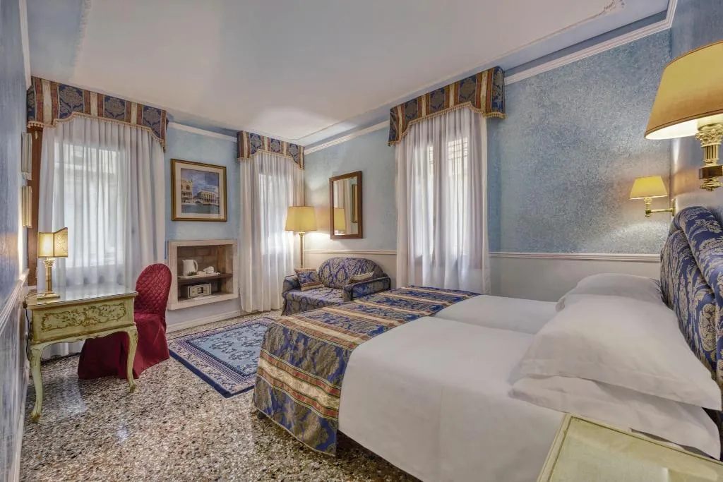 SUITE TWO DOUBLE BEDS Room, Al Piave, Venice