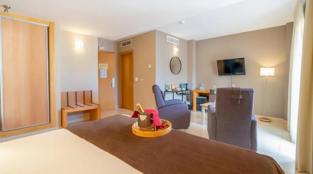 DOUBLE SUPERIOR WITH TERRACE Room, La City, Costa Blanca