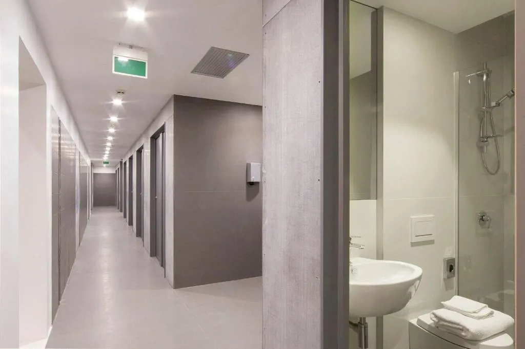 Room, Bed and Boarding - Hostel, Naples