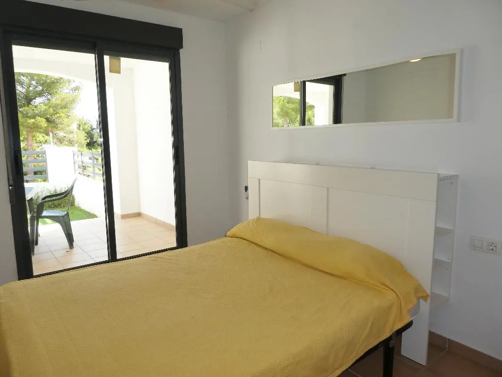 APARTMENT CAPACITY 6 TWO BEDROOMS Room, Apartamentos Font Nova 3000, Valencia