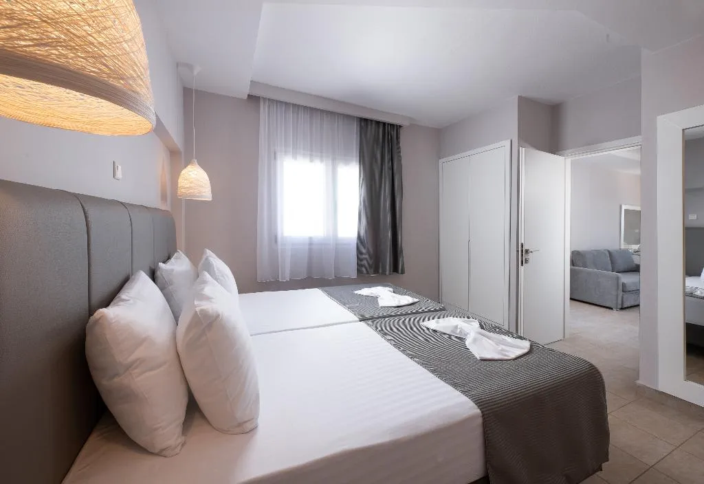 FAMILY ROOM EXECUTIVE SEA VIEW Room, Alexandros Palace Hotel & Suites, Halkidiki