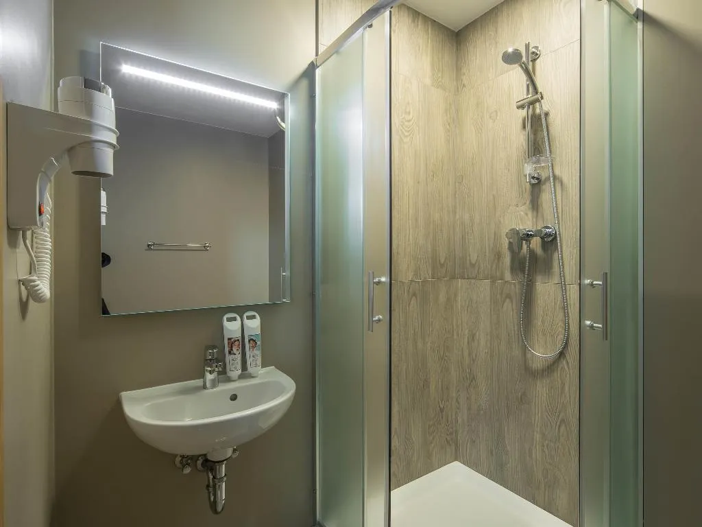 SINGLE STANDARD Room, Ibis Riga Centre, Riga