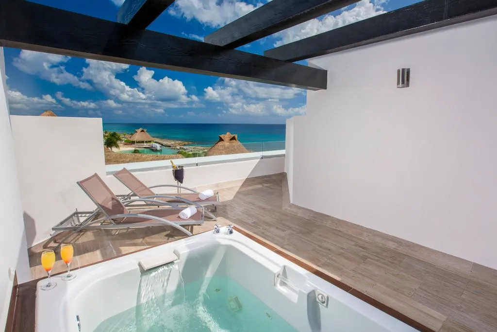Room ONE BEDROOM WITH TERRACE Room, Hard Rock Hotel Riviera Maya All Inclusive, Cancun Area