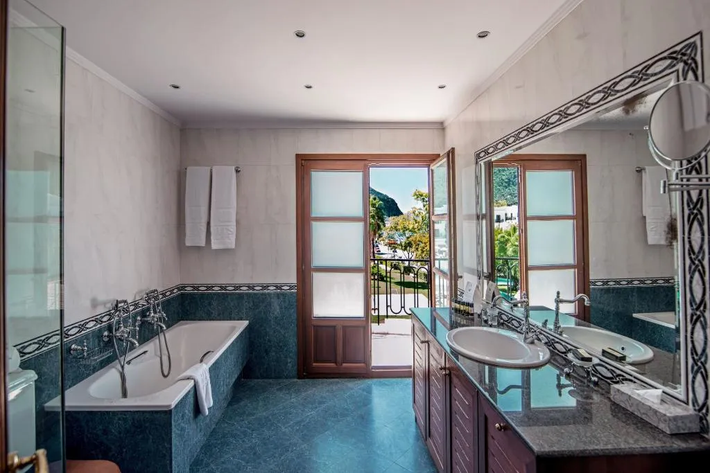 SUITE SUPERIOR Room, Mitsis Galini, Athens