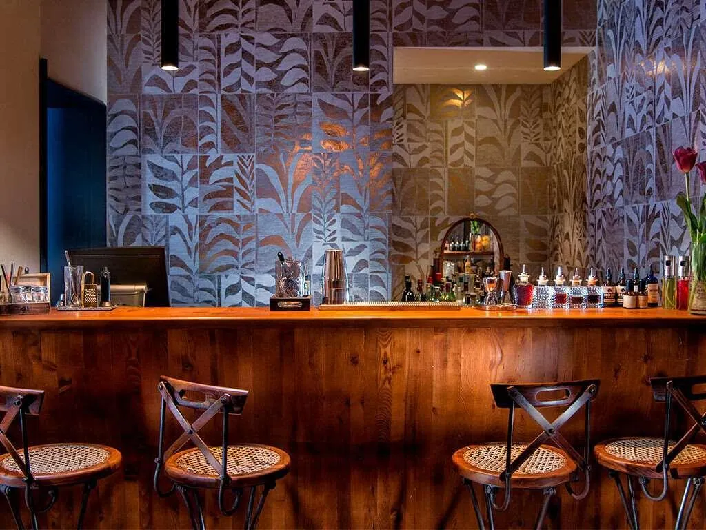 Bar, Sonder Salute Palace, Venice