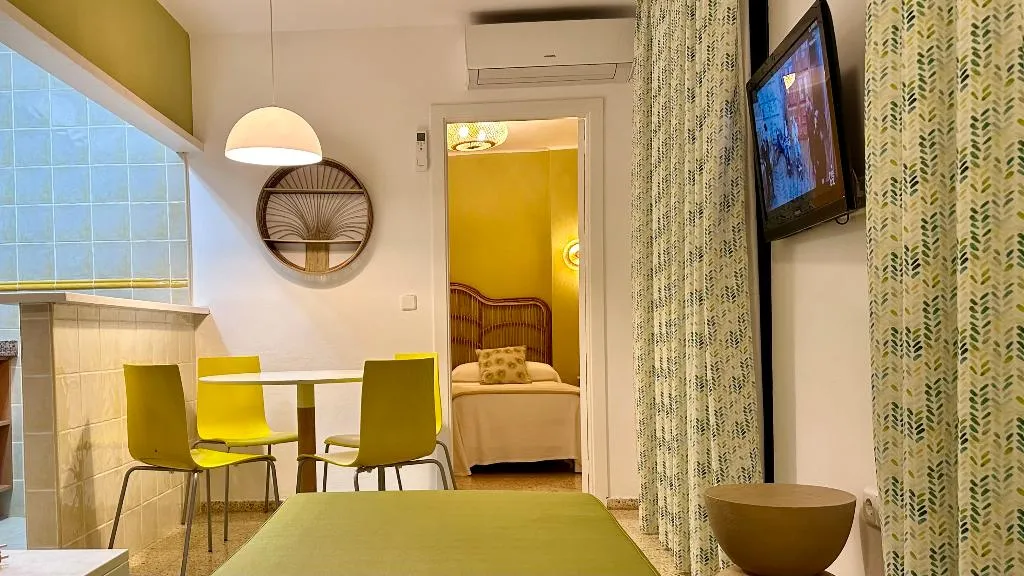 Terrace, Poniente Playa Aparthotel, Ibiza