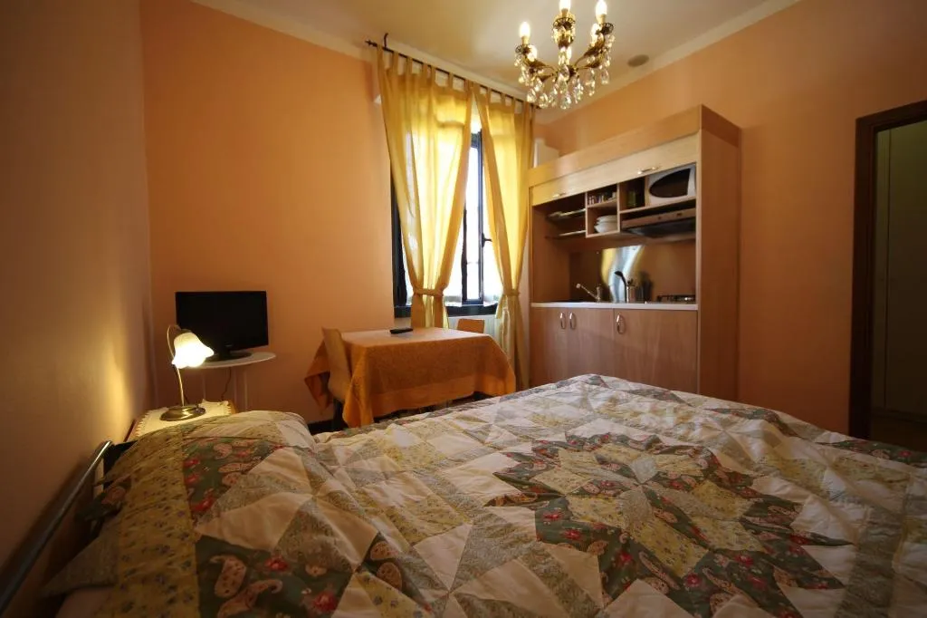 Room, Antica Corte Milanese, Milan