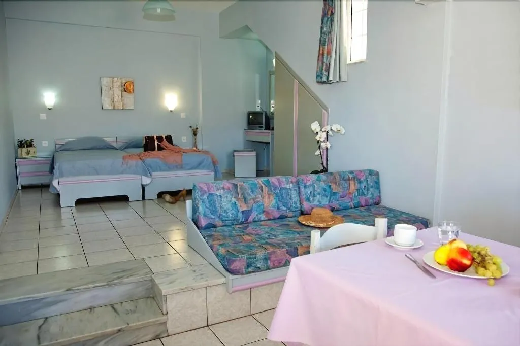 Room, Ermis Suites, Crete