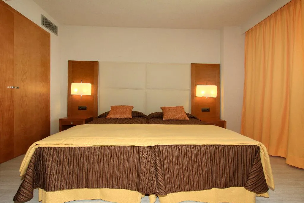 Double or Twin WITH BALCONY Room, Protur Palmeras Playa Hotel, Majorca