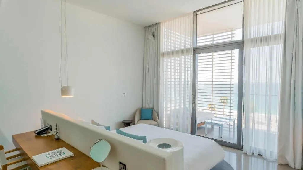 SUITE SEA VIEW Room, Nikki Beach Resort & Spa Dubai, Dubai