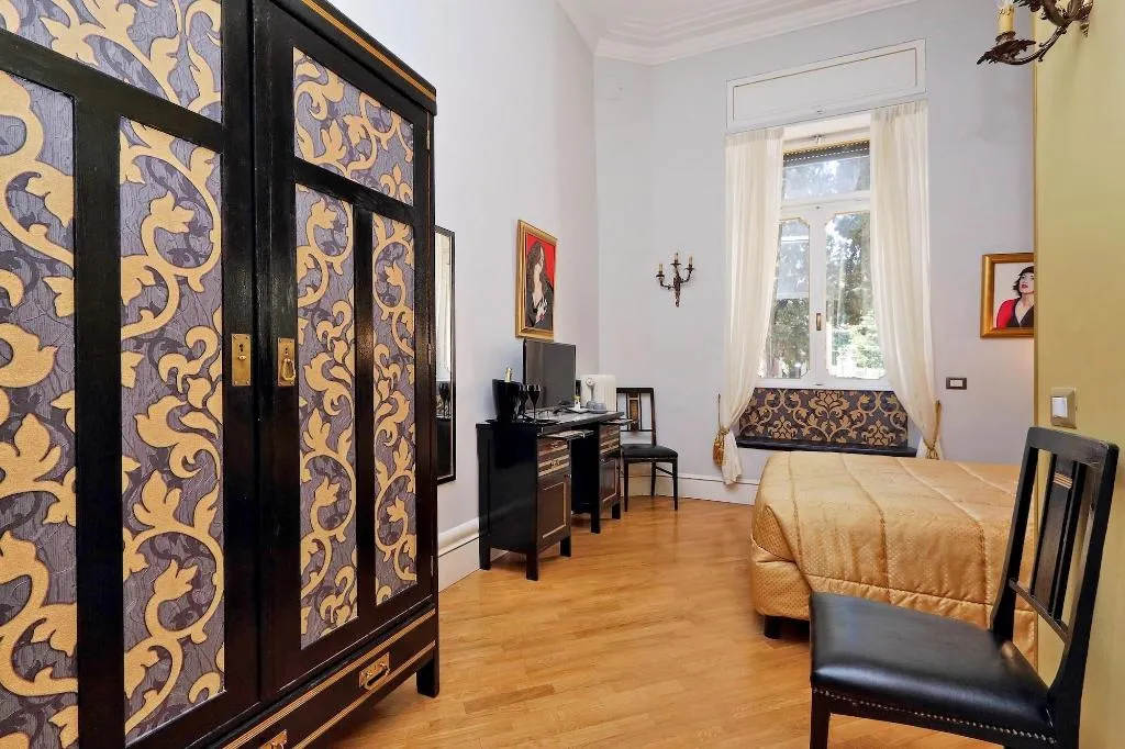 Room, Domus Monamì Luxury Suites, Rome