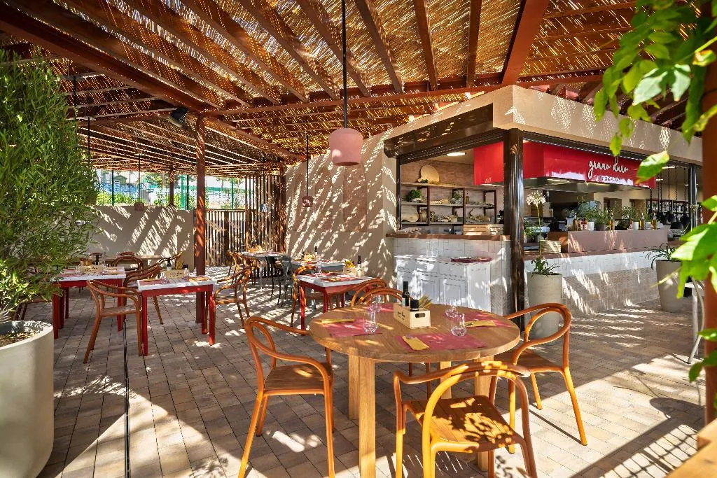 Restaurant, Sunny Makarska by Valamar, Split