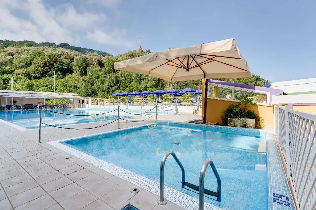Pool, Best Western Hotel La Solara, Naples