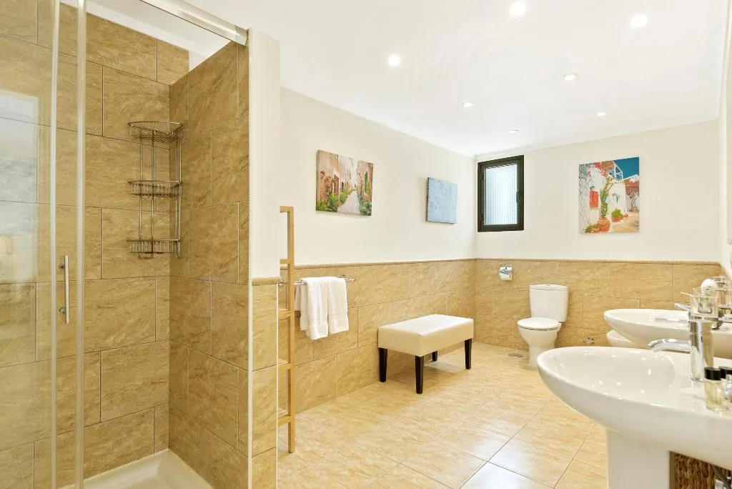 VILLA STANDARD Room, Villa Marina Puerto Banus, Costa Del Sol