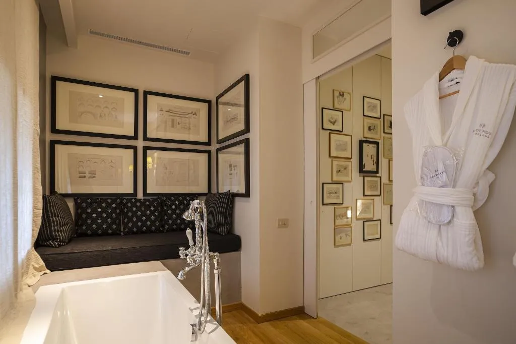 Room, Margot House, Barcelona