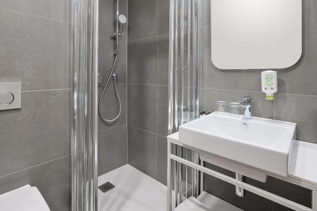 SINGLE STANDARD Room, Maistra Select Island Hotel Istra, Istria