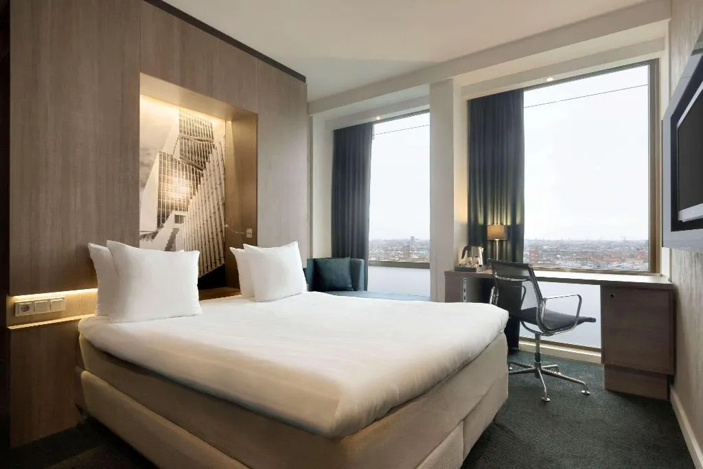 Room, Leonardo Hotel Amsterdam Rembrandtpark, Amsterdam