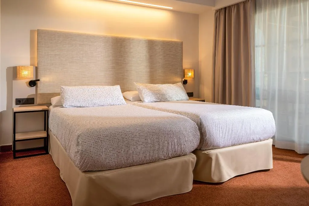 DOUBLE SIDE SEA VIEW Room, INNSiDE Costablanca, Costa Blanca