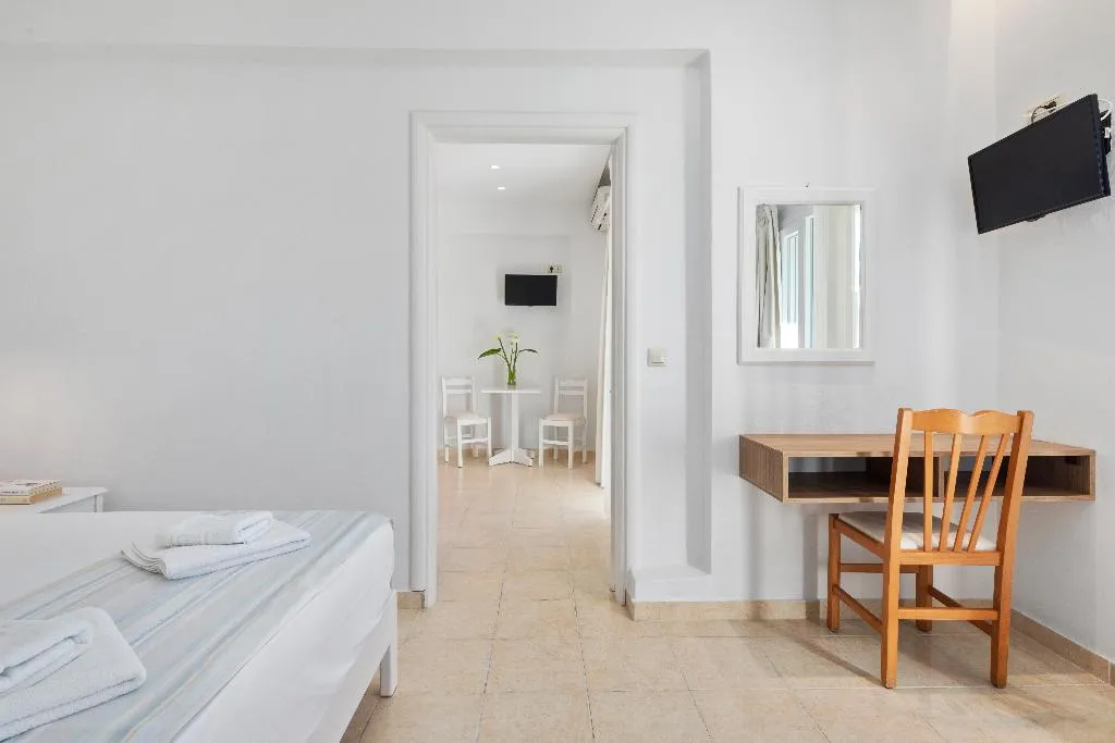 FAMILY ROOM TWO BEDROOMS Room, Bella Vista Beach Hotel & Studios, Corfu