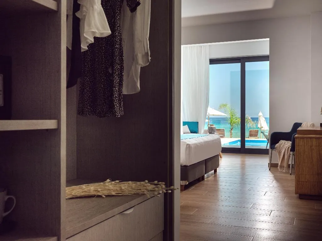 Room, Cavo Orient Beach Hotel & Suites, Athens