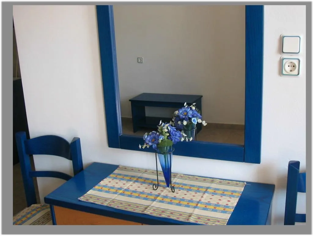 STUDIO CAPACITY 2 Room, Christos Makrinos Rooms, Santorini