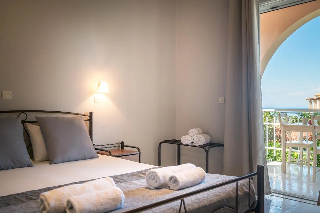 Room, Armonia Studios & Apartments, Zante