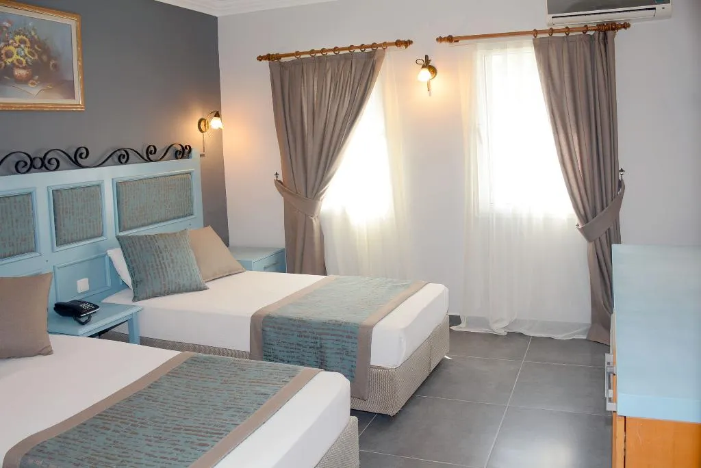 Room, Atrium, Bodrum