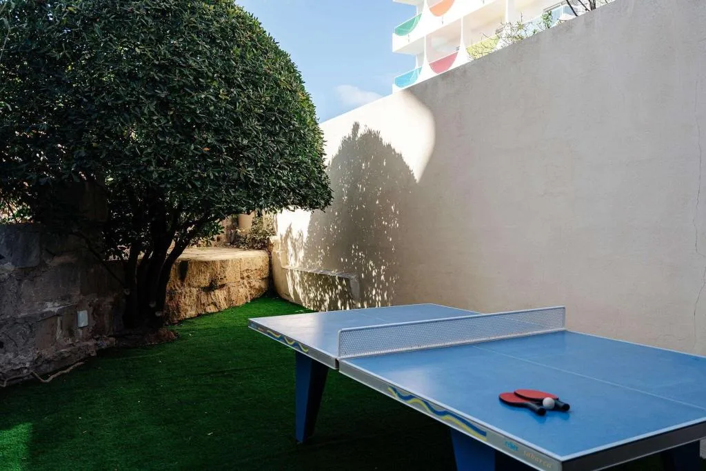 Sports and Entertainment, THB Maria Isabel, Majorca