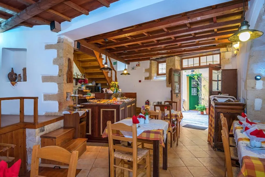 Restaurant, Amphora, Crete