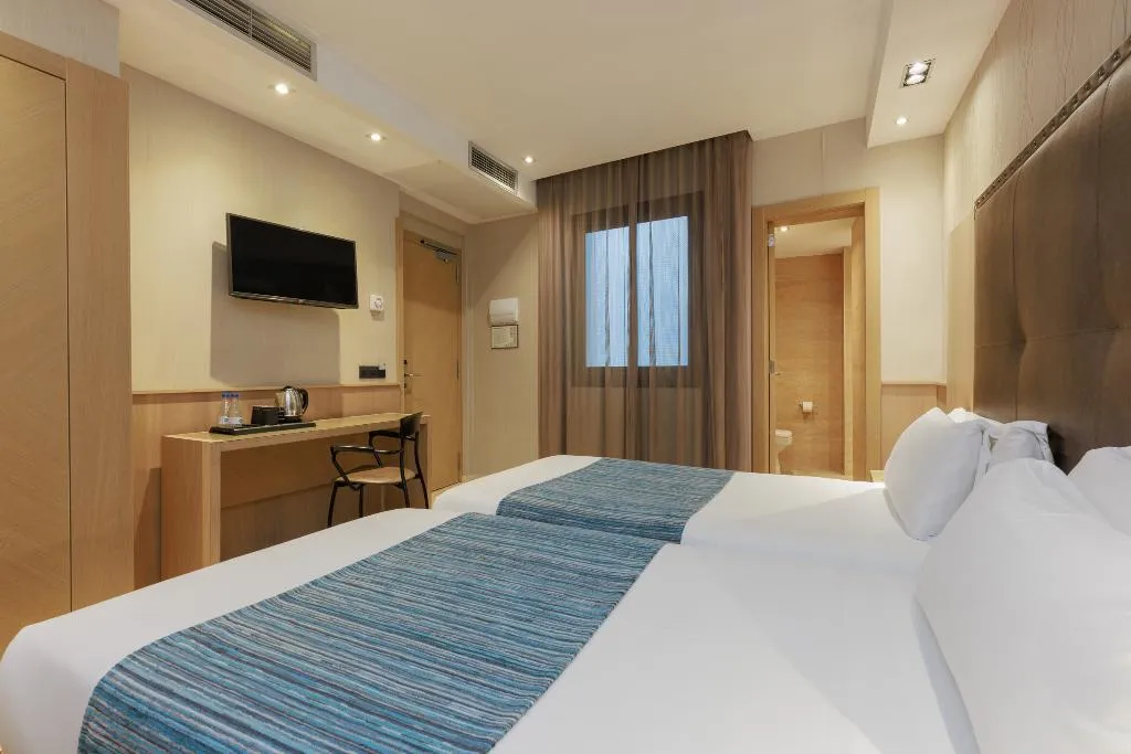 DOUBLE STANDARD Room, Hotel Gotico, Barcelona