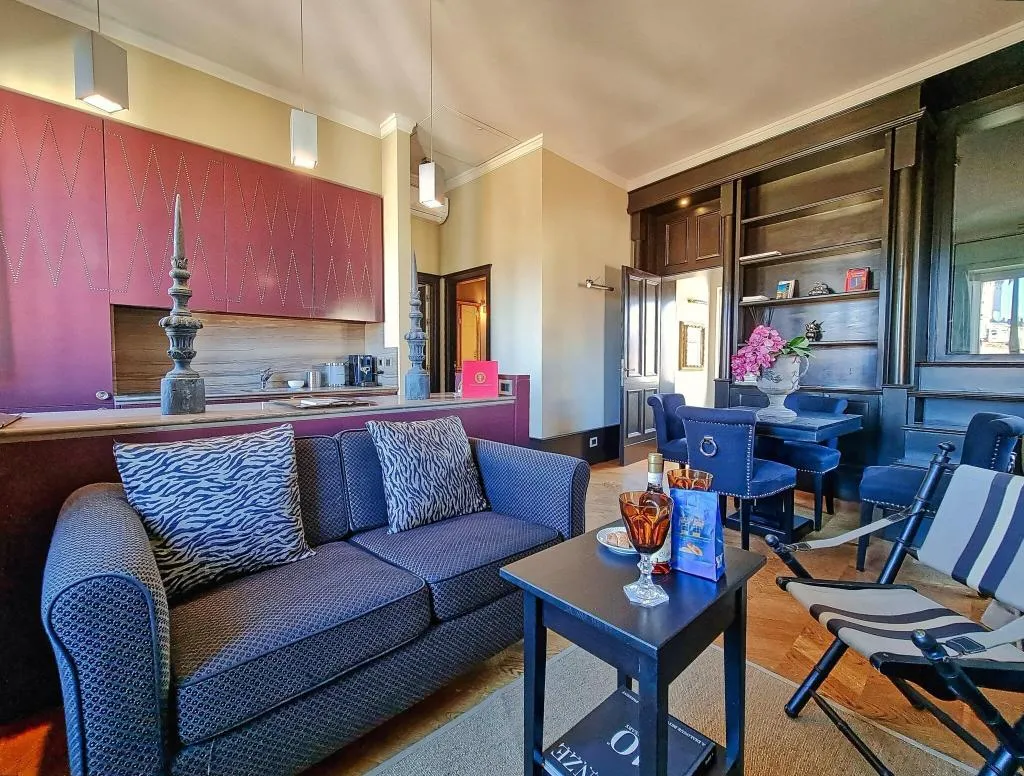 APARTMENT DELUXE QUEEN BED Room, L'Orologio, Florence