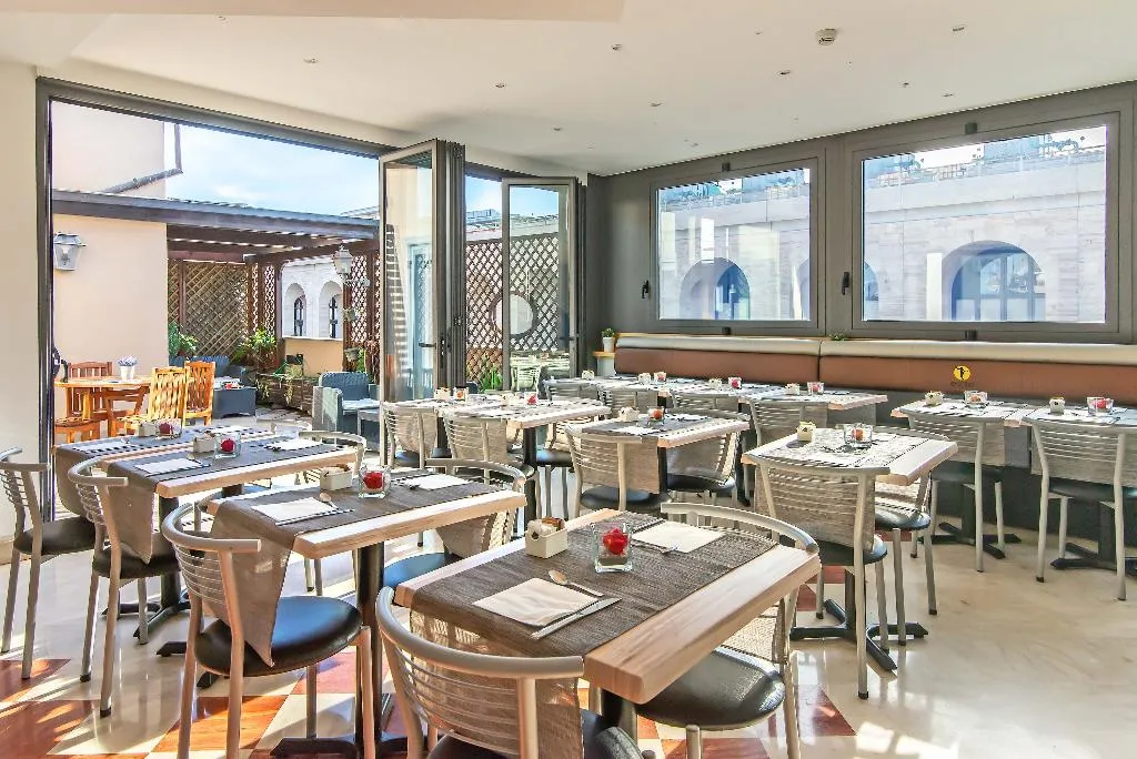 Restaurant, Hotel Aphrodite, Rome