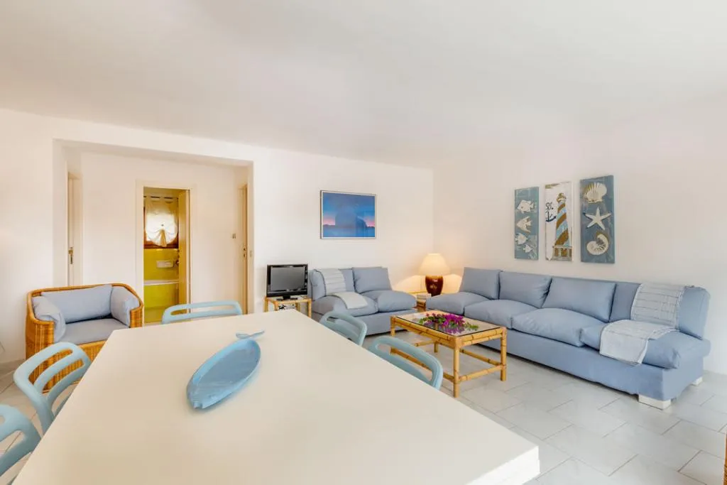 APARTMENT CAPACITY 4 TWO BEDROOMS Room, Residence Pineta Uno, Olbia