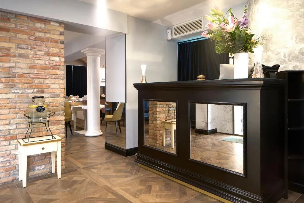 Lobby, Do Pozzi, Venice