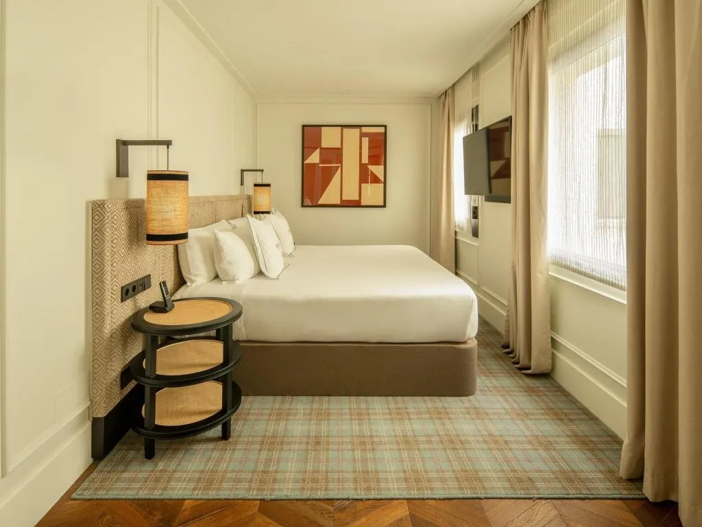 DOUBLE SINGLE USE SUPERIOR KING BED Room, Bless Hotel Madrid, a member of The Leading Hotels, Madrid