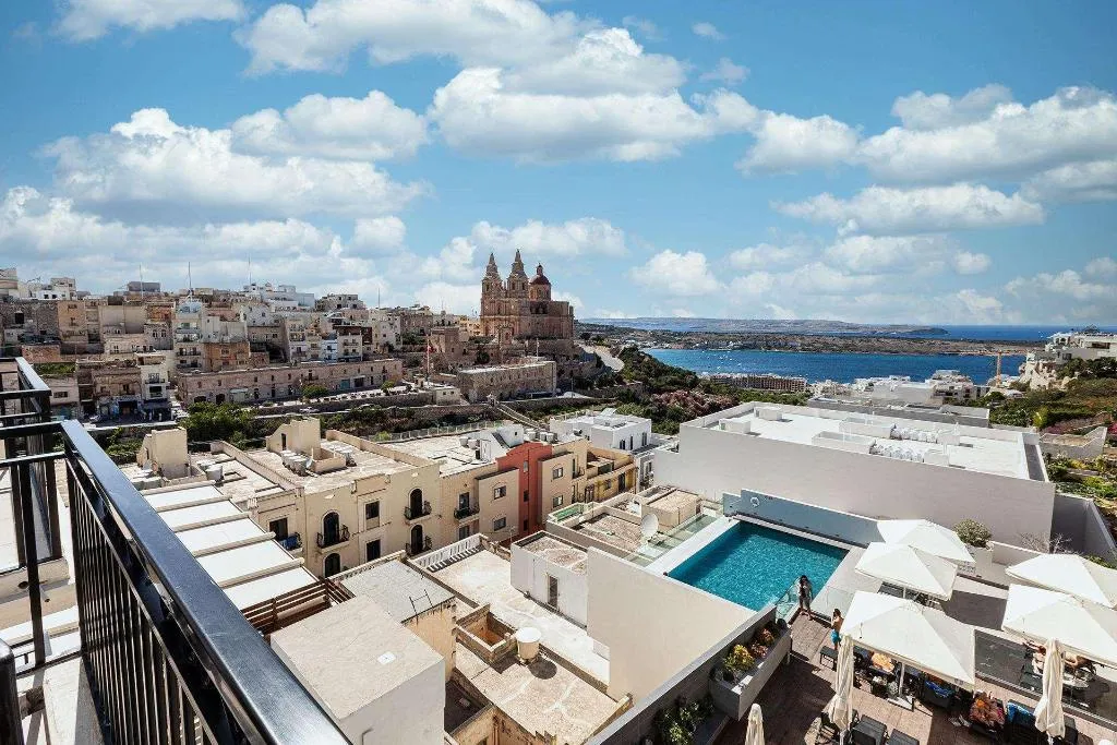 Terrace, Pergola Hotel & Spa, Malta