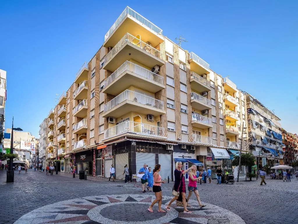 General view, Avenida Apartamentos, Costa Blanca